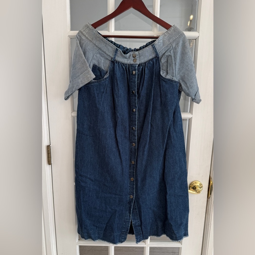 SEA NEW YORK Women's Two Tone Denim Off The Shoulder Button Down Dress Size 8